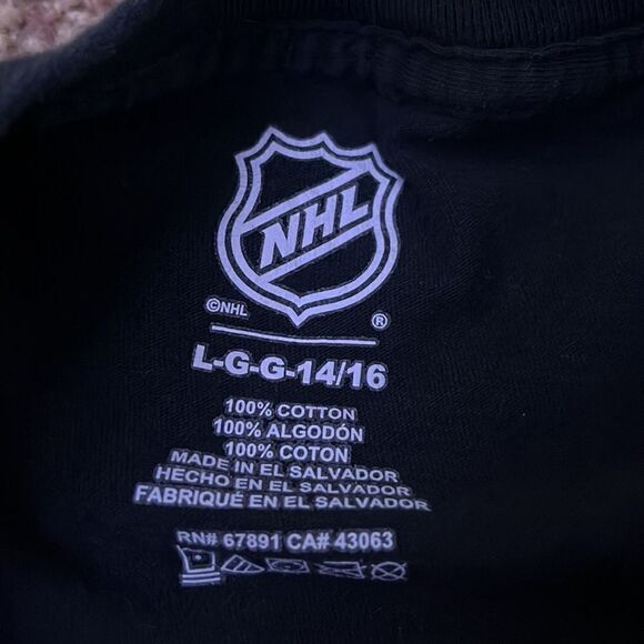 BOYS SIZE LARGE NHL PITTSBURGH PENGUINS SHIRT - Picture 3 of 8